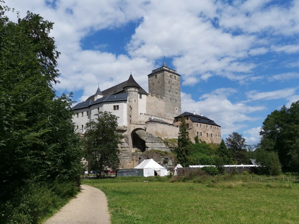 hrad kost od plakánku